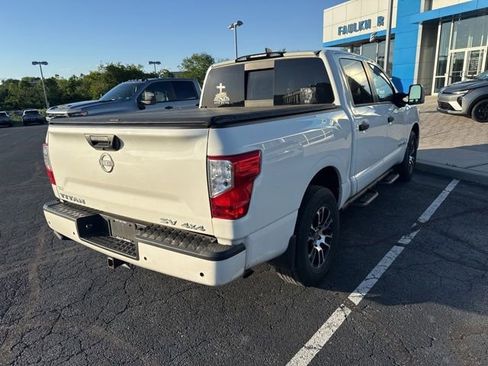 Used 2024 Nissan Titan SV w/ SV Convenience Package AWD/4WD image 6