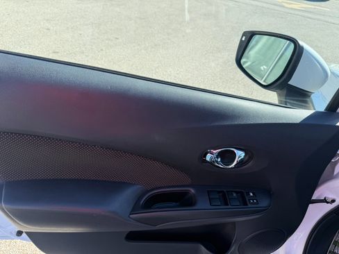 Used 2015 Nissan Versa Note SR w/ SR Convenience Package image 9