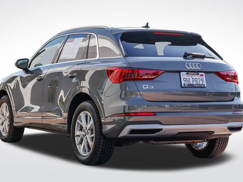 Certified 2023 Audi Q3 2.0T Premium w/ Convenience Package image 5