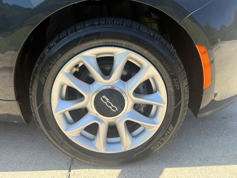 Used 2017 FIAT 500 Pop FWD image 33