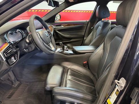 Used 2019 BMW 540i xDrive AWD/4WD image 27