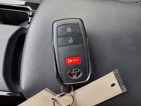 Used 2024 Toyota Prius XLE image 16