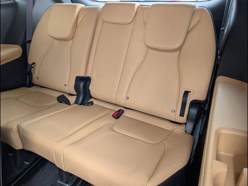 Certified 2023 Kia Carnival EX FWD image 11