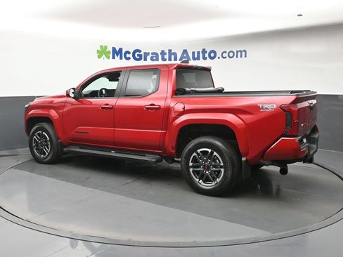 Used 2025 Toyota Tacoma TRD Sport AWD/4WD image 25