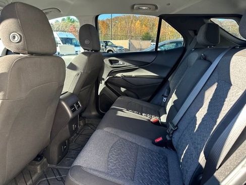 Used 2024 Chevrolet Equinox LT image 18