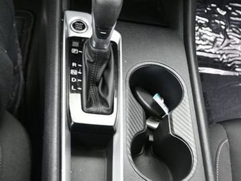 Used 2020 Nissan Altima 2.5 S FWD image 21