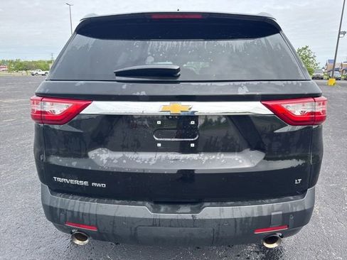 Used 2021 Chevrolet Traverse LT w/ LT Premium Package AWD/4WD image 5