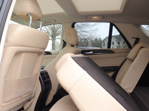 Used 2017 Mercedes-Benz GLE 350 image 8