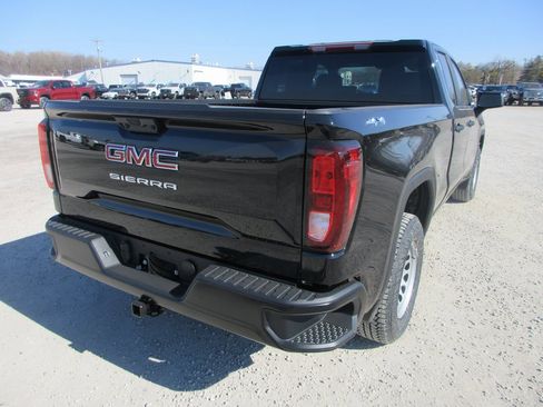 New 2026 GMC Sierra 1500 Pro image 4