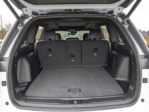 New 2026 Jeep Grand Cherokee Limited w/ Limited Altitude Package RWD image 42