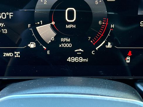 Used 2026 GMC Terrain Elevation image 34