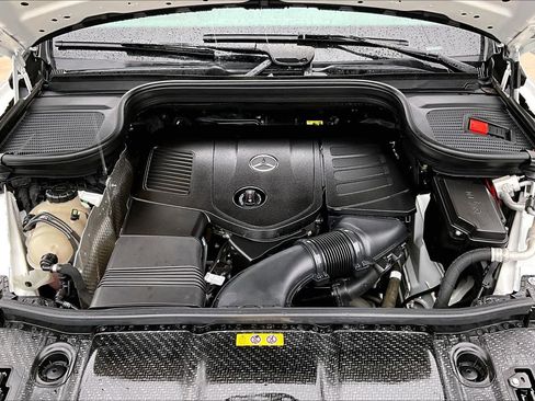 Used 2024 Mercedes-Benz GLE 350 4MATIC w/ AMG Line Exterior image 27