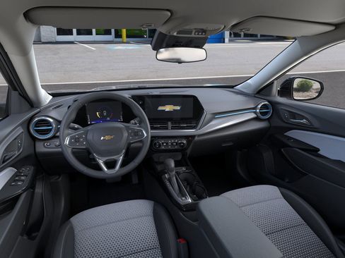 New 2026 Chevrolet Trax LT image 39