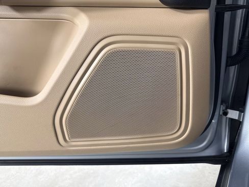 Certified 2023 Porsche Macan Turbo AWD/4WD image 35