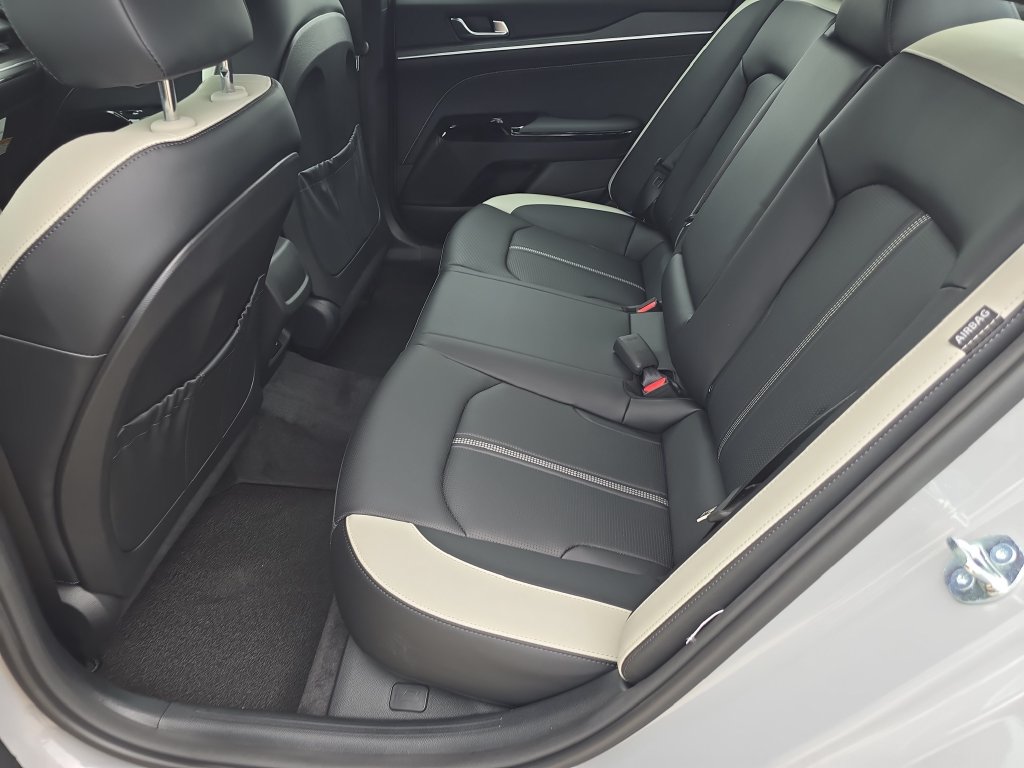 New 2026 Kia K5 GT-Line FWD image 16