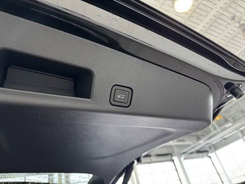 New 2026 Chevrolet Traverse High Country image 41