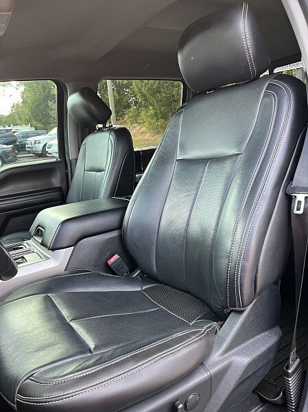 Used 2020 Ford F150 Lariat AWD/4WD image 12