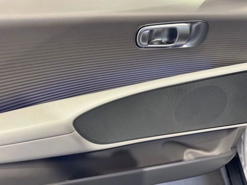 Used 2023 Hyundai Ioniq 6 SEL image 11