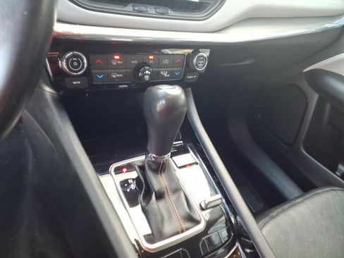 Used 2022 Jeep Compass Limited w/ Elite Group image 27