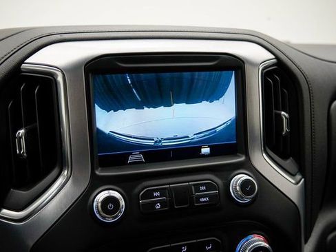 Used 2022 GMC Sierra 1500 SLE image 28