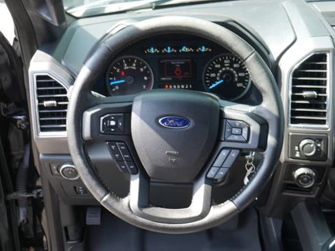 Used 2016 Ford F150 XLT w/ Equipment Group 302A Luxury AWD/4WD image 17