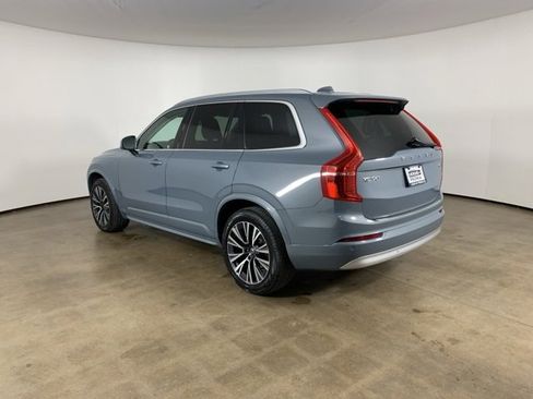 Used 2022 Volvo XC90 T5 Momentum w/ Advanced Package image 16
