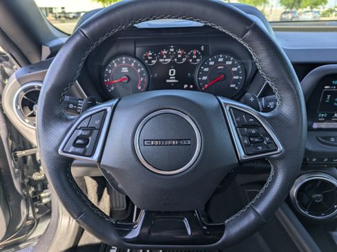 Used 2018 Chevrolet Camaro LT image 17