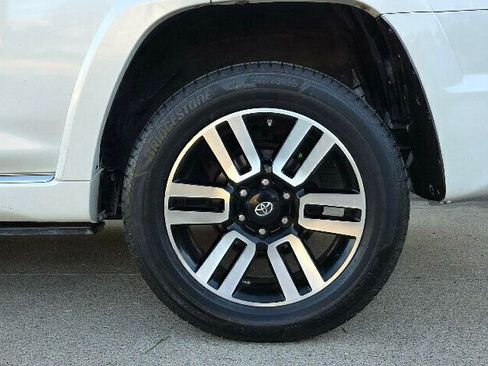 Used 2016 Toyota 4Runner Limited AWD/4WD image 34