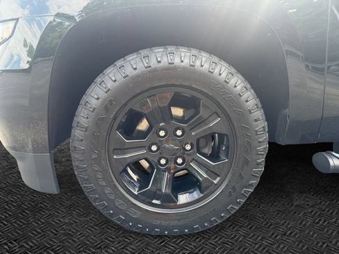 Used 2019 Chevrolet Tahoe LS AWD/4WD image 11