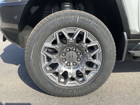 New 2025 GMC Hummer EV 3X AWD/4WD image 22