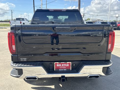 Used 2023 GMC Sierra 1500 SLT w/ SLT Premium Package image 11