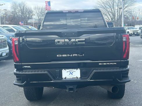 Used 2024 GMC Sierra 2500 Denali Ultimate w/ Snow Plow Prep/Camper Package image 5