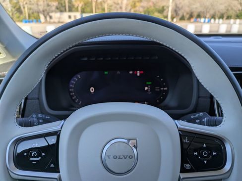New 2026 Volvo XC90 T8 Ultra w/ Protection Package Premier AWD/4WD image 39