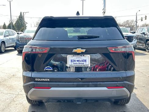 New 2026 Chevrolet Equinox LT w/ Convenience Package II image 8