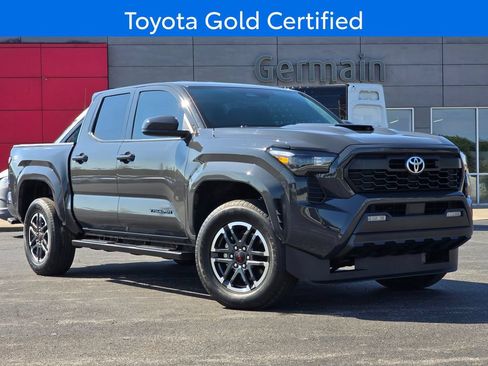 Certified 2025 Toyota Tacoma TRD Sport RWD image 2