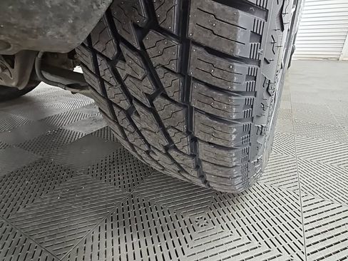 Used 2021 Chevrolet Tahoe Z71 w/ Luxury Package image 57