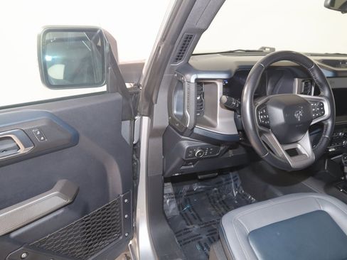 Used 2022 Ford Bronco Outer Banks image 51