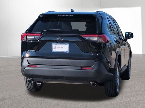 New 2025 Toyota RAV4 XLE image 5