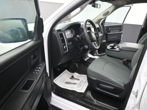 Used 2018 RAM 1500 Tradesman w/ Popular Equipment Group image 40