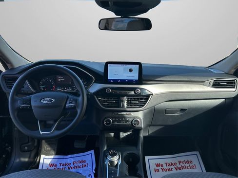 Used 2020 Ford Escape SE image 25