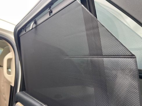 Used 2024 Ford Explorer Limited w/ Limited Technology Package image 31