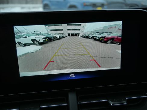 Used 2024 Chevrolet Trax RS w/ Sunroof Package image 30