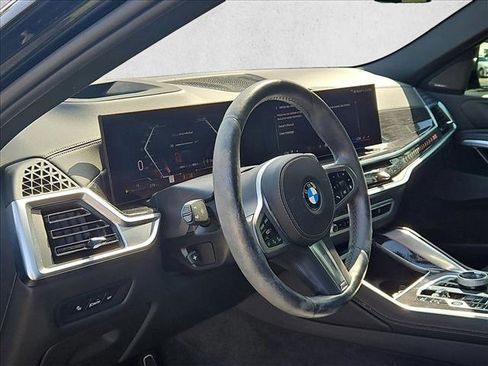 Used 2024 BMW X6 xDrive40i w/ Executive Package image 10