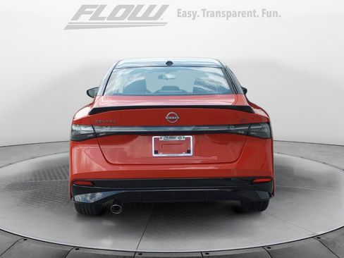 New 2026 Nissan Sentra SR w/ Floor Mat Package FWD image 6