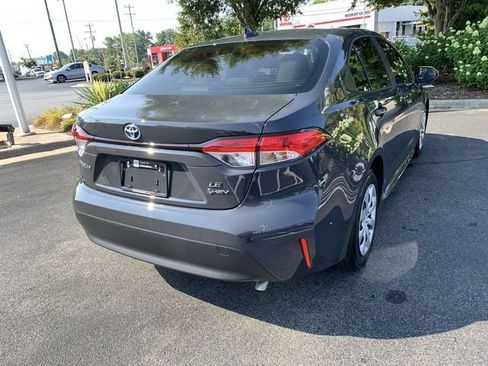 Certified 2025 Toyota Corolla LE FWD image 8
