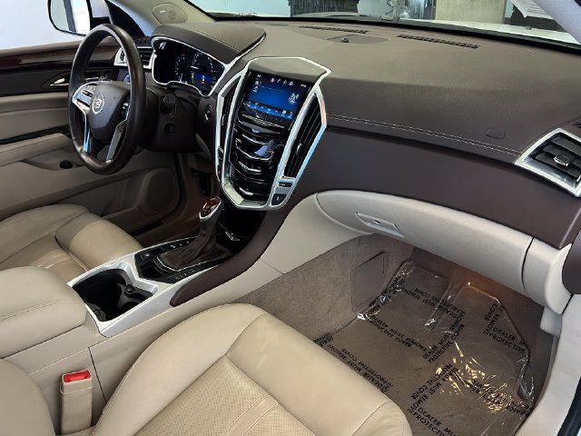 Used 2015 Cadillac SRX Luxury w/ Driver Awareness Package FWD image 37