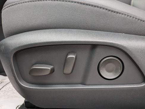 New 2026 GMC Terrain Elevation w/ Elevation Premium Package AWD/4WD image 13