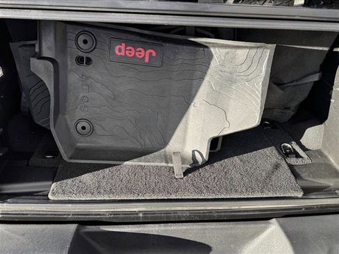 Used 2020 Jeep Wrangler Sport AWD/4WD image 7