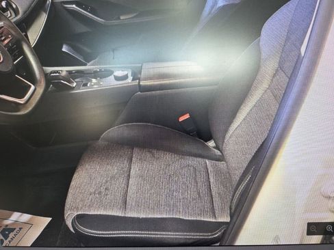 Used 2021 Nissan Rogue S image 8