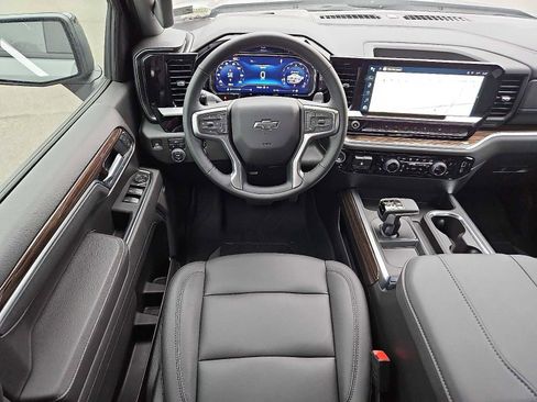 New 2025 Chevrolet Silverado 1500 RST w/ Convenience Package II image 9